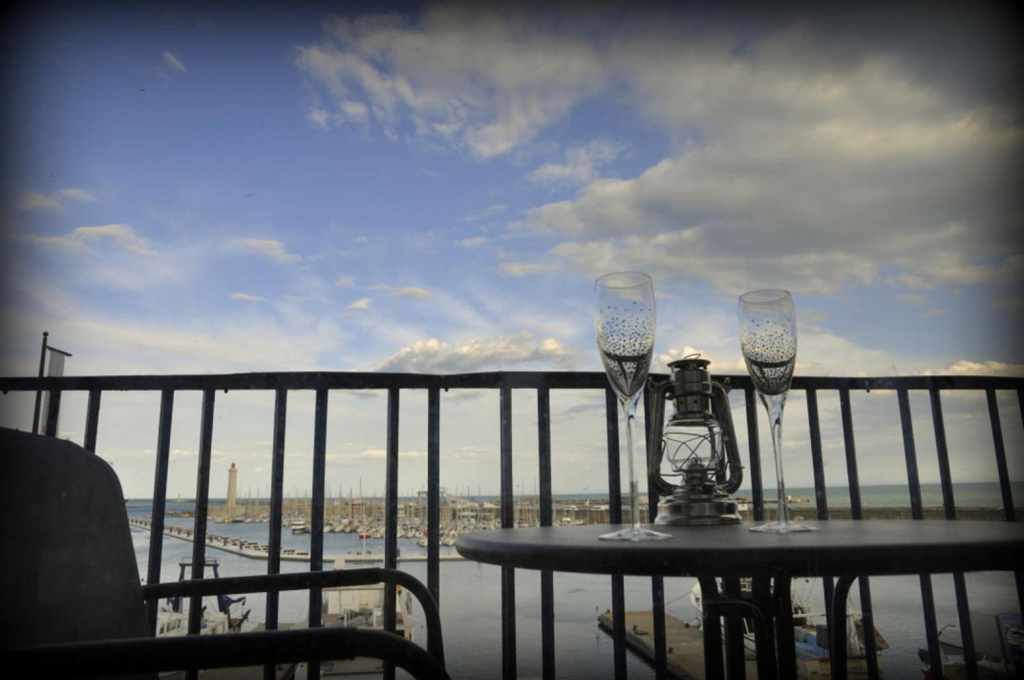 "Luigi" Balcon Sur La Mer Et Le Port De Sète Eksteriør billede