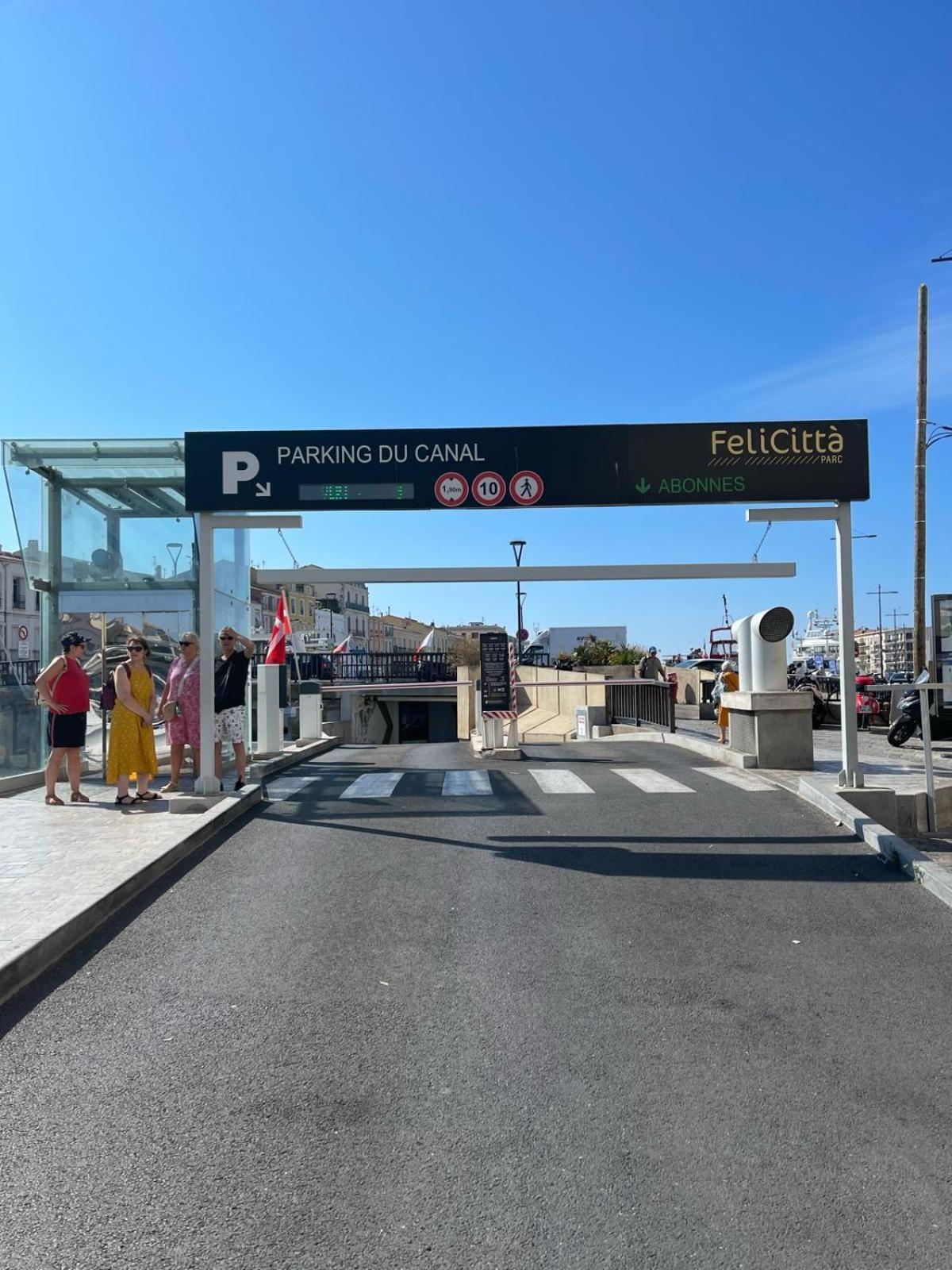 "Luigi" Balcon Sur La Mer Et Le Port De Sète Eksteriør billede
